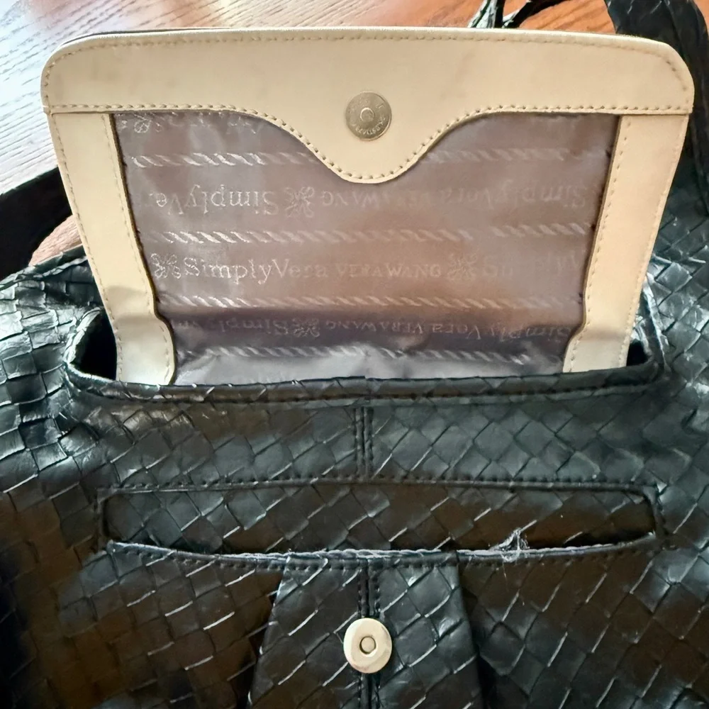 Simply Vera Vera Wang Shoulder Bag Womens Medium Black Woven Good Hobo Purse